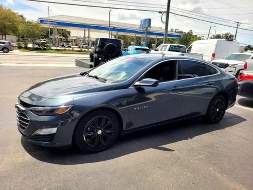 2021 Chevrolet Malibu FWD LT