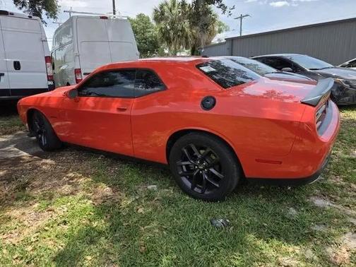 Go Mango 2021 Dodge Challenger R/T