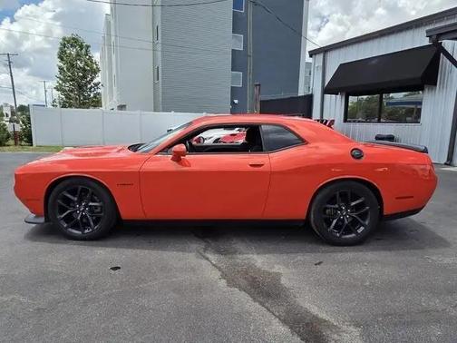 Go Mango 2021 Dodge Challenger R/T