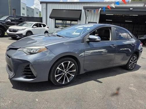GRAY 2019 Toyota Corolla SE