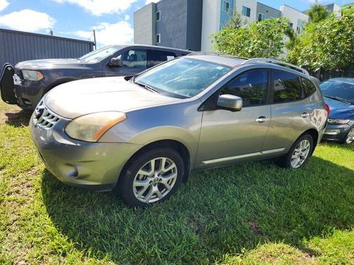 2013 Nissan Rogue SV w/SL Pkg