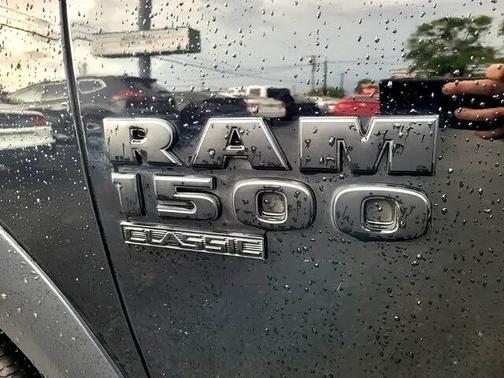 2019 RAM 1500 SLT