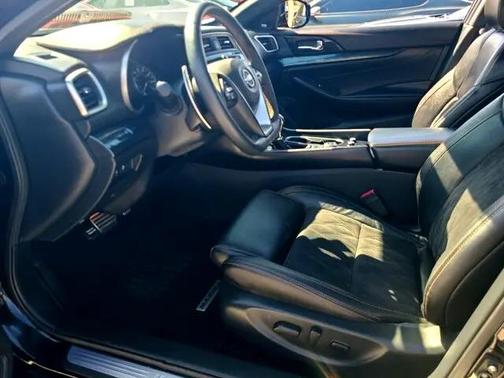 2023 Nissan Maxima SR Xtronic CVT