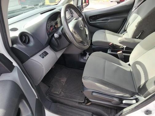 2018 Nissan NV200 S