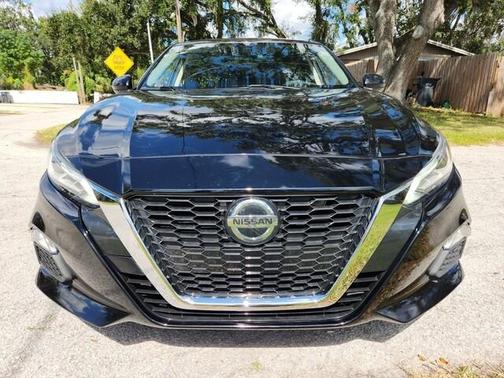 2022 Nissan Altima 2.5 SV
