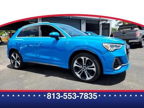 2020 Audi Q3 45 S line Prestige