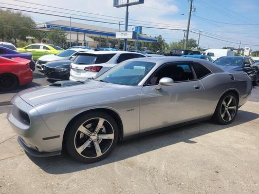 2015 Dodge Challenger R/T Plus