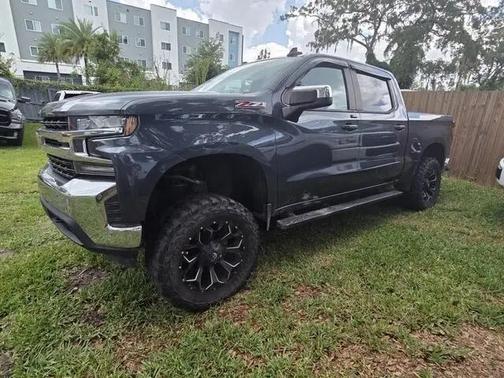 Shadow Gray Metallic 2019 Chevrolet Silverado 1500 LT