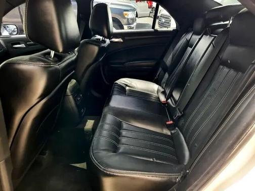 2016 Chrysler 300 S