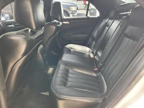 2016 Chrysler 300 S