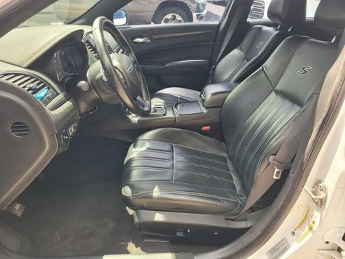 2016 Chrysler 300 S