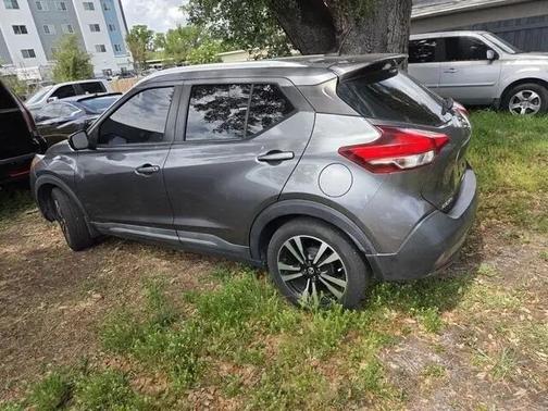 2018 Nissan Kicks SR