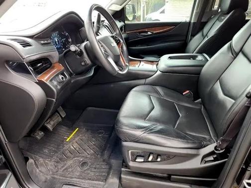 2017 Cadillac Escalade ESV Luxury