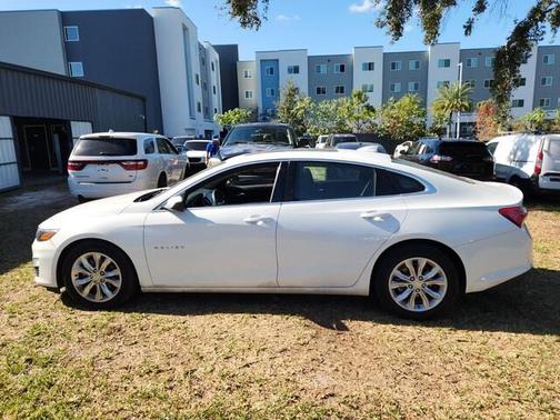 2022 Chevrolet Malibu FWD LT