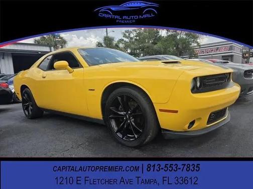 Yellow Jacket Clearcoat 2017 Dodge Challenger R/T
