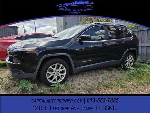 Diamond Black Crystal Pearlcoat 2017 Jeep Cherokee Latitude