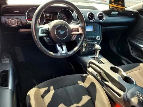 2021 Ford Mustang EcoBoost