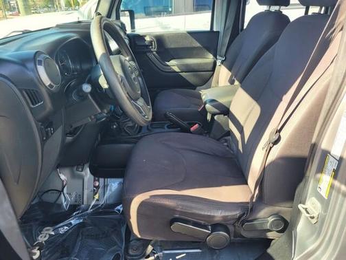 2013 Jeep Wrangler Unlimited Sport