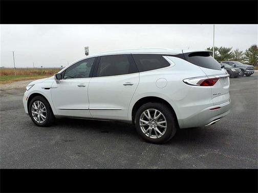2023 Buick Enclave Essence FWD