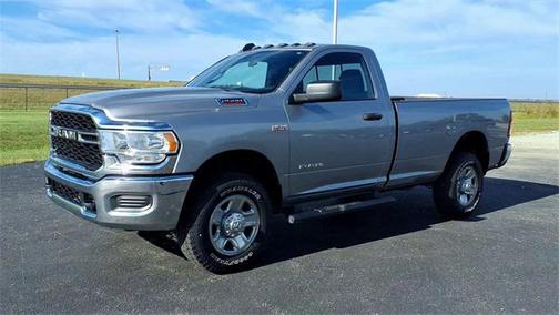 2022 RAM 2500 Tradesman Regular Cab 4x4 8' Box