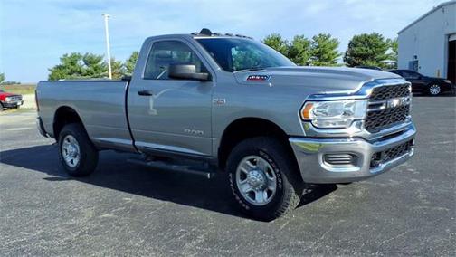 2022 RAM 2500 Tradesman Regular Cab 4x4 8' Box