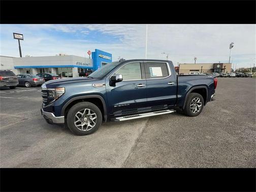 2022 GMC Sierra 1500 SLT