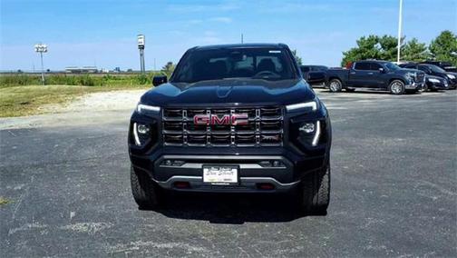 2025 GMC Canyon AT4