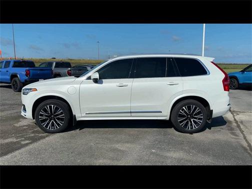 2023 Volvo XC90 Recharge Plug-In Hybrid T8 Plus 6-Seater