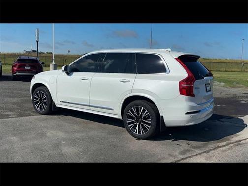 2023 Volvo XC90 Recharge Plug-In Hybrid T8 Plus 6-Seater