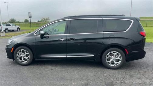 2023 Chrysler Pacifica Limited