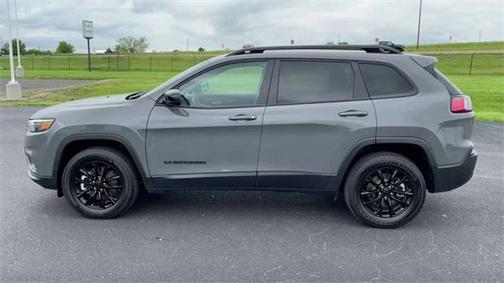 2023 Jeep Cherokee Altitude