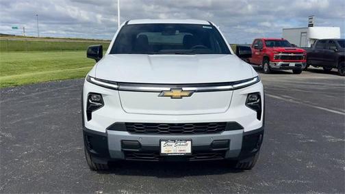 2025 Chevrolet Silverado EV LT