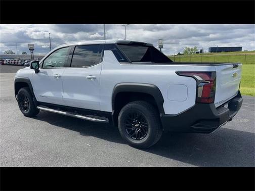 2025 Chevrolet Silverado EV LT