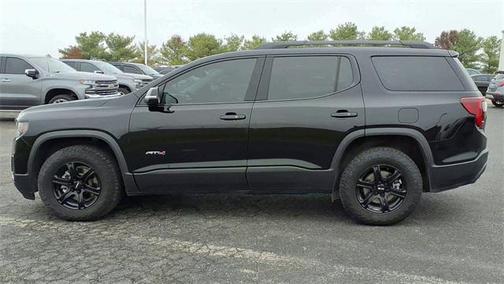 2022 GMC Acadia AWD AT4