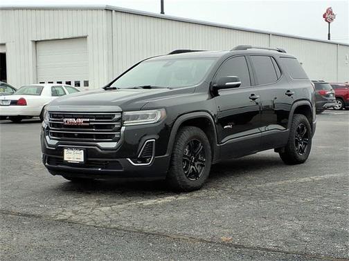 2022 GMC Acadia AWD AT4