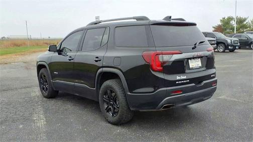2022 GMC Acadia AWD AT4