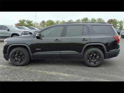 2022 GMC Acadia AWD AT4