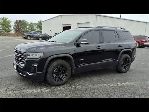 2022 GMC Acadia AWD AT4