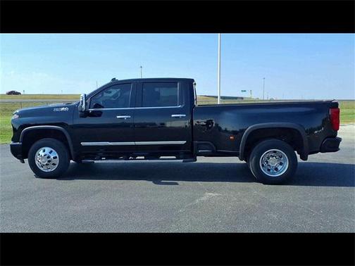 2024 Chevrolet Silverado 3500 High Country