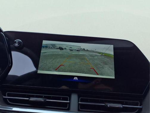 White Sands 2026 Chevrolet Trax FWD ACTIV