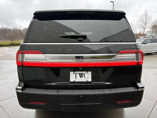 2019 Lincoln Navigator L Black Label