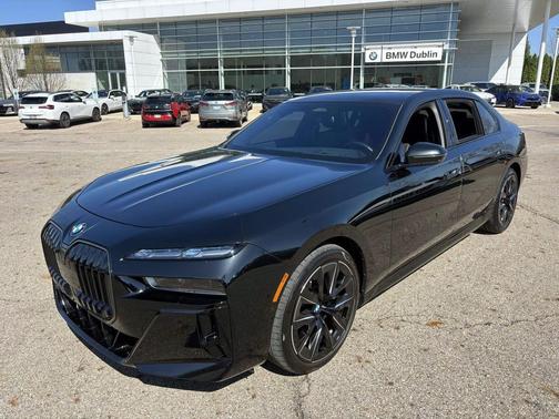Black Sapphire Metallic 2024 BMW 760 xDrive