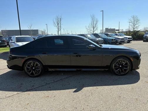 Black Sapphire Metallic 2024 BMW 760 xDrive