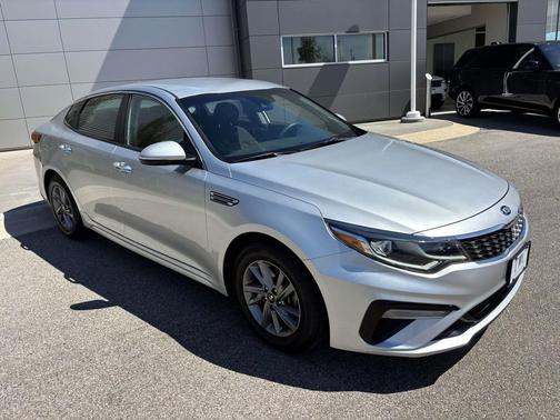 Sparkling Silver 2020 Kia Optima LX