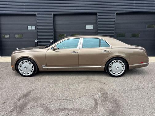 Amber Metallic 2011 Bentley Mulsanne Base