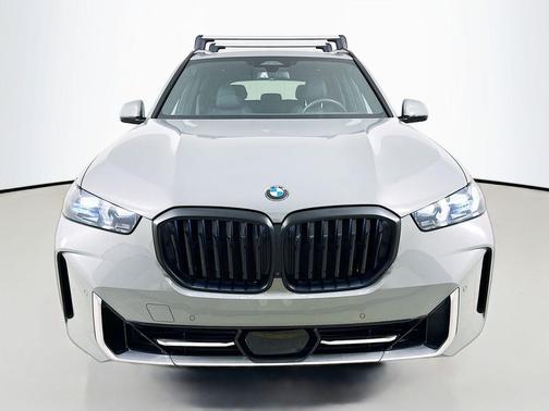 Lime Rock Grey Metallic 2025 BMW X5 xDrive40i