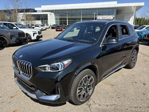 Black Sapphire Metallic 2025 BMW X1 xDrive28i