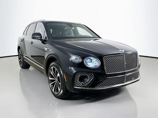 Black 2022 Bentley Bentayga V8