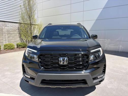 Crystal Black Pearl 2023 Honda Passport AWD Elite