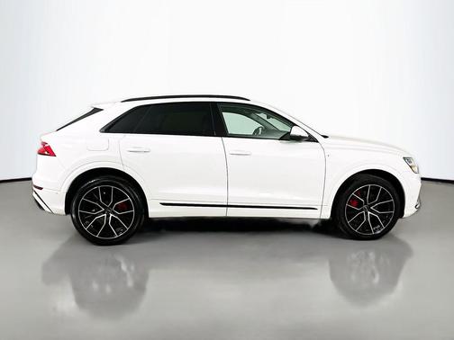 Carrara White 2022 Audi Q8 55 Premium Plus